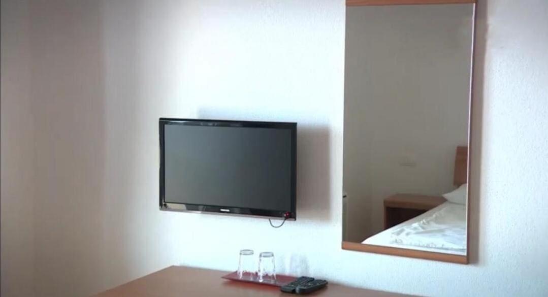 Hotel Lukas Carnac Ngoại thất bức ảnh