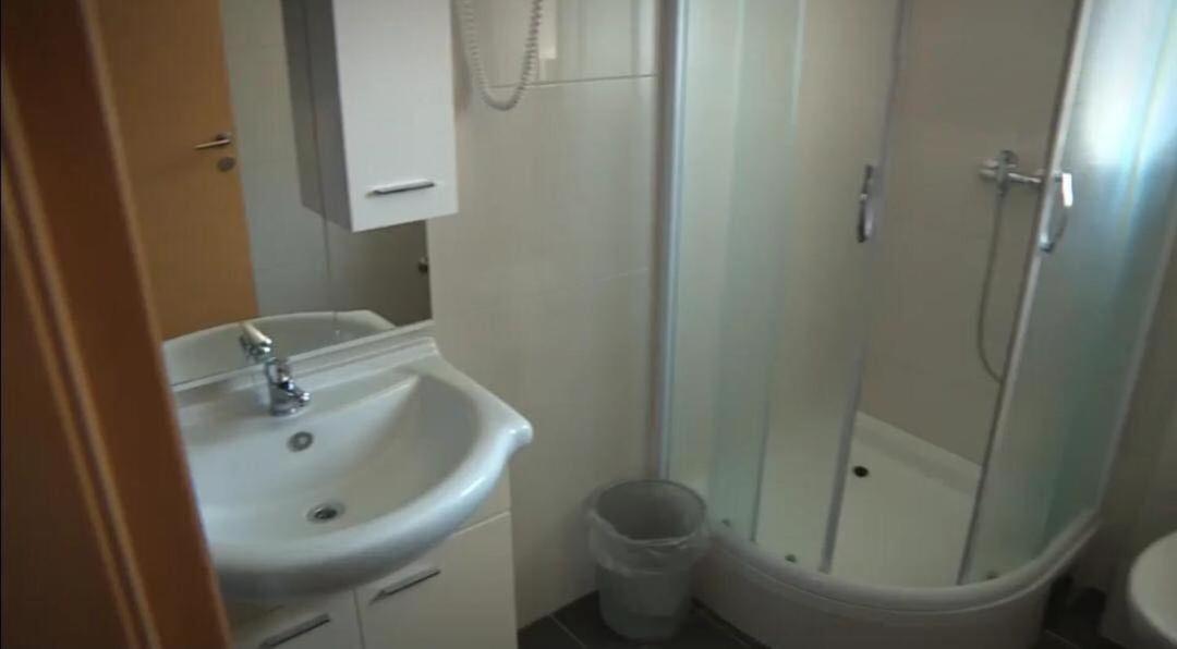 Hotel Lukas Carnac Ngoại thất bức ảnh