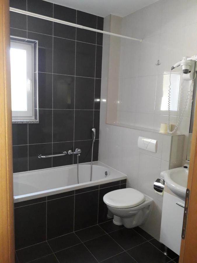 Hotel Lukas Carnac Ngoại thất bức ảnh