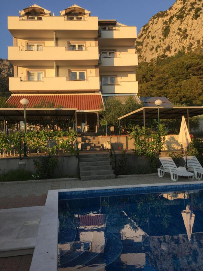 Hotel Lukas Carnac Ngoại thất bức ảnh